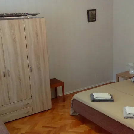Jovich 1 Apartment