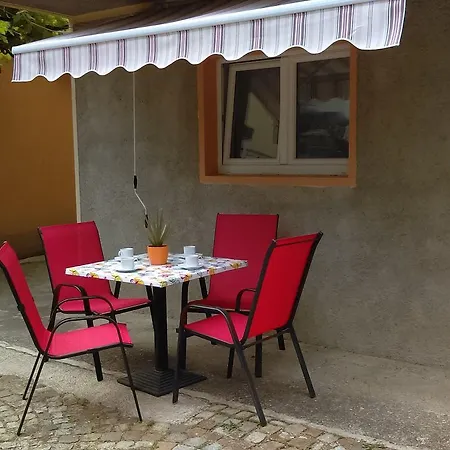 Apartment Jovich 1